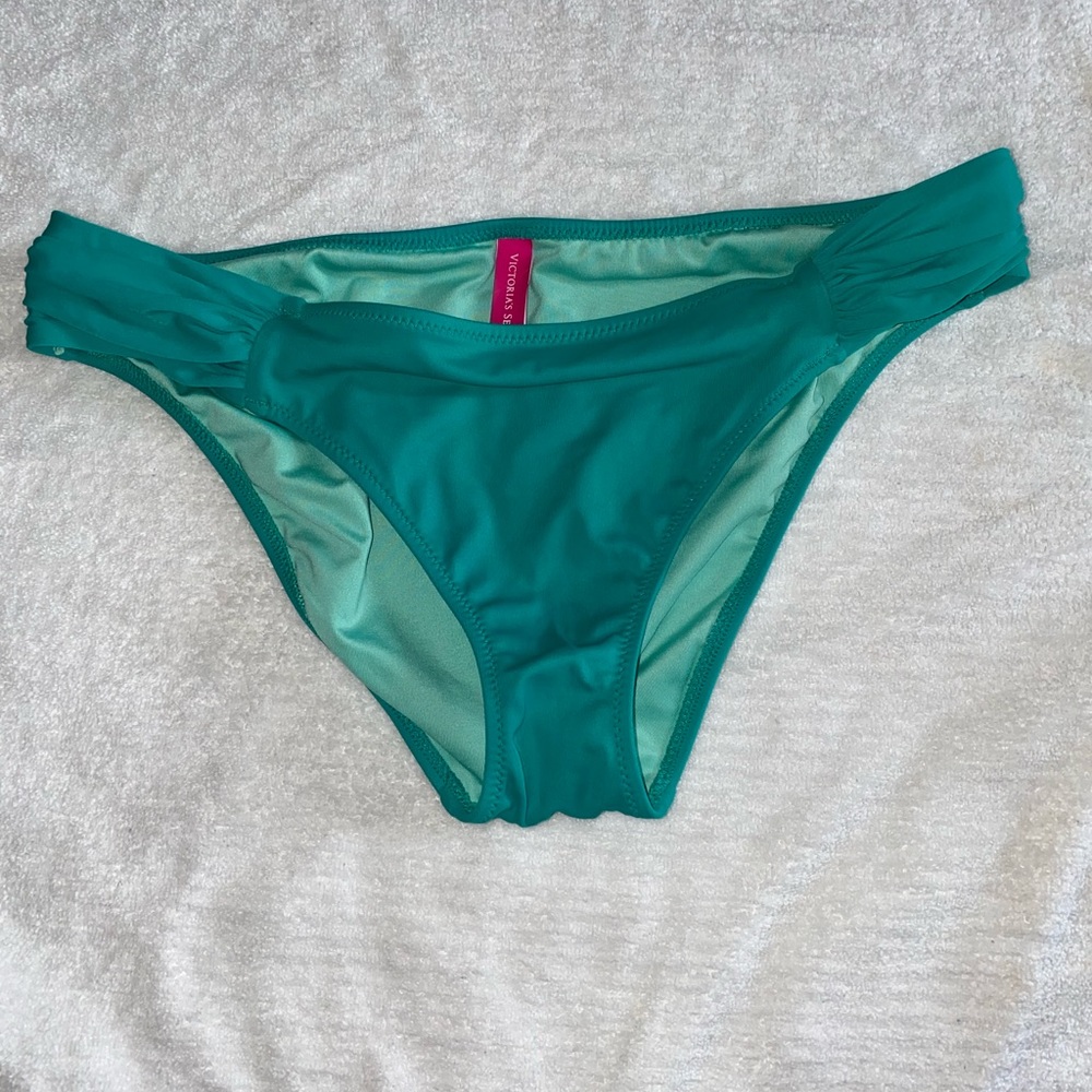 Bikini bottoms